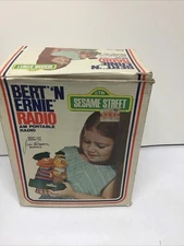 VINTAGE 1976 Sesame Street Bert Ernie AM RADIO Box Never Used Not Working