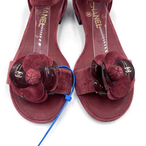 Chanel Camellia CC Flat Sandals Ankle Strap Burgundy Suede Sz 36 EU / 6 US - Picture 2 of 10
