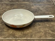 Descoware Made In Belgium White Leaves Enameled Cast Iron 6.75” Fry Sauté Pan