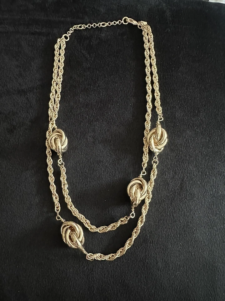 Banana Republic Gold Tone Knot Necklace, Double Layered, 18" + 2" extender
