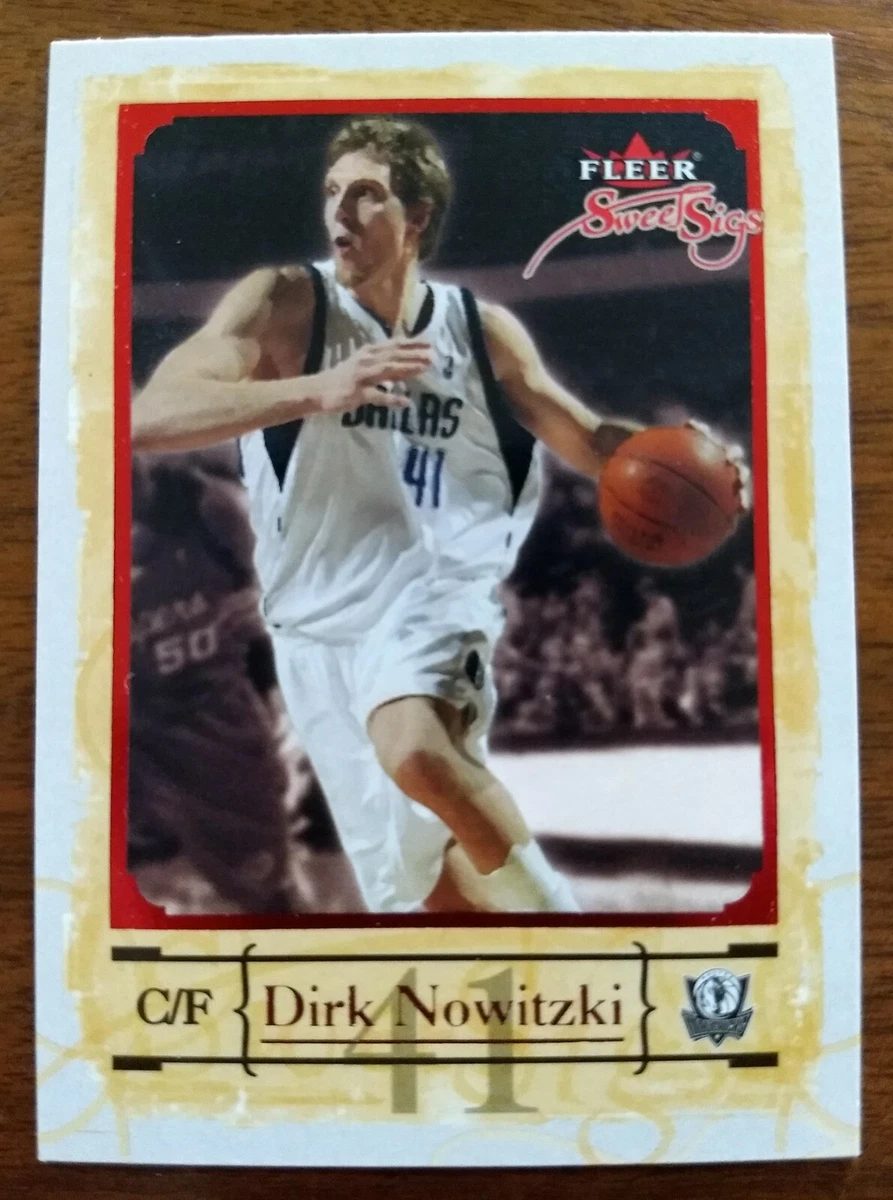 Fleer Dirk Nowitzki Basketball 2004-05 Season Sports Trading Cards 