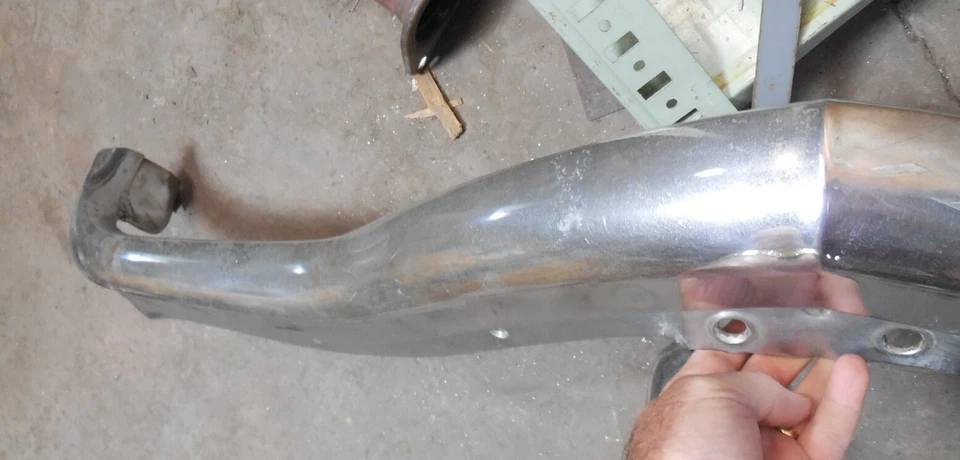 Cadillac 1950 sedán Deville parrilla cromada debajo del capó pieza serie 62 Foto 2 de 4