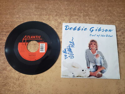 AUTOGRAPHED 1980s VG++ Debbie Gibson   Out Of The Blue 89129 45