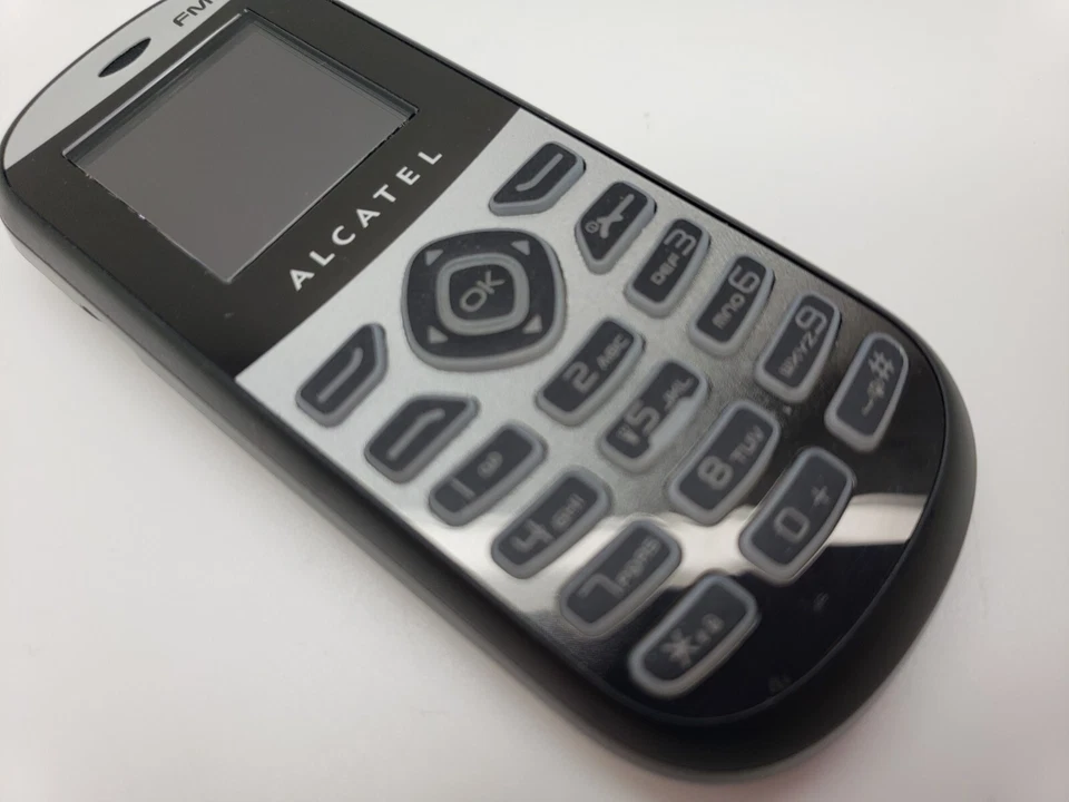 UNLOCKED Great Condition ALCATEL One Touch 209 Dark grey Mobile Phone - Image 3 of 4