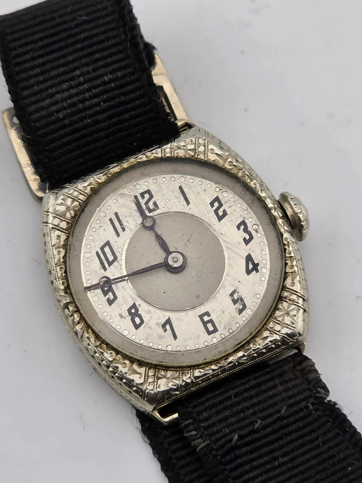 Raro Reloj Antiguo C 1915 E. Blancpain Manual Suizo 15j. Estuche grabado.  Funcionando Foto 2 de 4