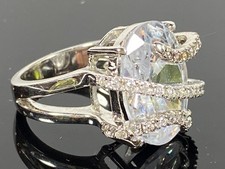 925 Sterling Silver  Crystal Statement Ring - Size 6.5 / 12.9 grams