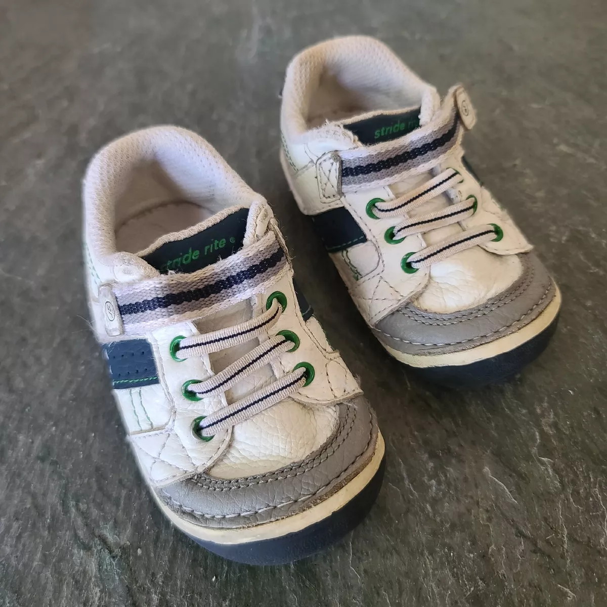 Stride rite shop katie sneaker