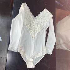 Soft Quarter Sleeve Lace Trim BodySuit