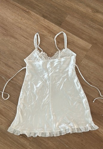 Camicia da notte donna Linea Donatella abito da notte taglia small bianca orlo pizzo raso - Foto 3 di 4