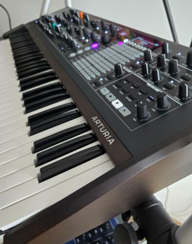 ARTURIA PolyBrute Noir - Synthesizer - In TOP Zustand - Bild 3 von 13