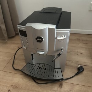 DEFEKT  !!!!!!!    JURA Impressa E75 Kaffeemaschine VOLLAUTOMAT