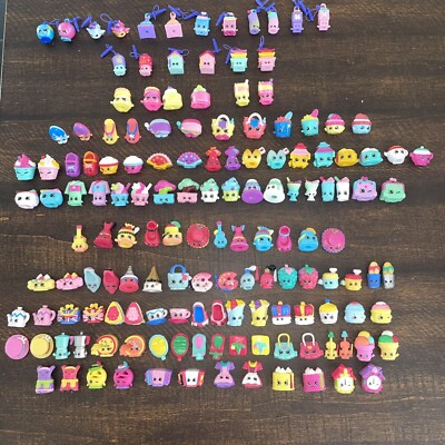 Shopkins Season 8 Almost Complete Set (No LEs , missing 2 Shopkins)Near Full Set