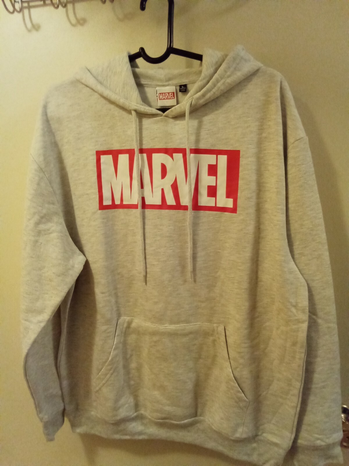 Marvel Hoodie Heather Grey Graphic on 