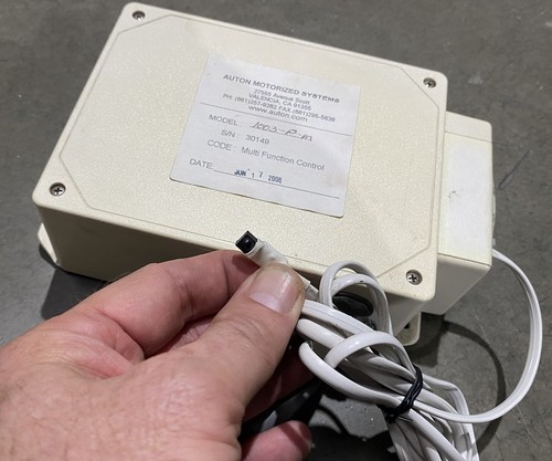 Auton Motorized Systems; TV lift Multi Function Control Box 1003-P-M. Works. - Picture 3 of 8