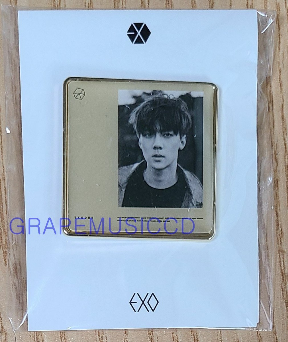 EXO SMTOWN GIFTSHOP OFFICIAL GOODS SEHUN ALBUM COVER EPOXY BADGE