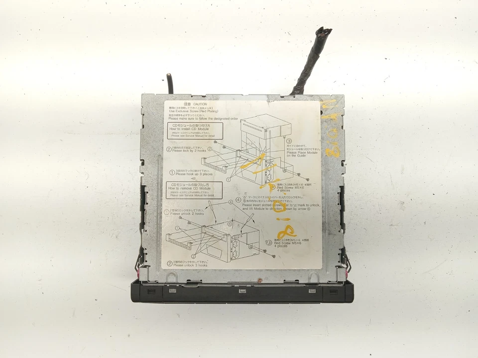 2001-2002 MAZDA 626 AUDIO EQUIPMENT RADIO AM-FM-CD OEM, 638-50942 - Image 2 of 4