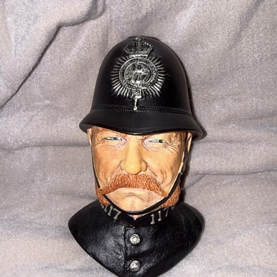 Vintage Bossons  Bobby  Chalkware Head 117L   HandPainted, Pristine  Dickens Era