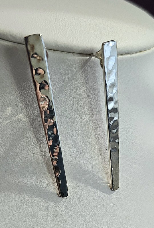 Silpada Hammered Sterling Silver 925 Bar Post Earrings. New. Never Released. 