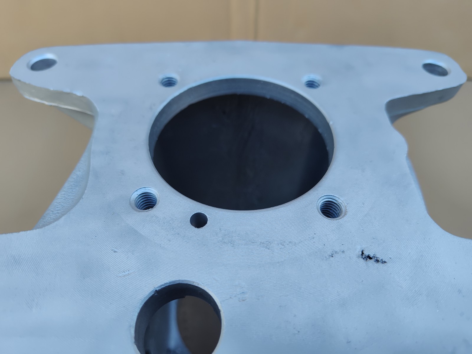 Muncie 4 Speed Transmission Main Case 3925661 Muncie 4 Speed M20 Main Case NICE