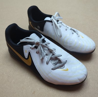 Nike Gato Hallen Fußballschuhe UK5 weiß schwarz gold Futsal Fußballschuhe