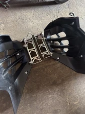 2025 YFZ 450 R HEEL GUARDS AND FOOT PEGS 