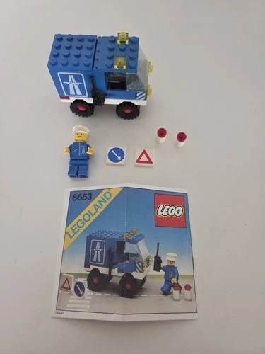 LEGO Town 6653 Highway Emergency Van 100% Complete with Instructions