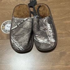 Realtree Men  s Camo Hunting Slip-On Slippers Faux Fur Lined Rubber Sole 11/12