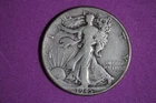 ESTATE FIND 1945 Walking Liberty Half Dollar!!#K58336
