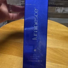 New Luminesce Daily Moisturizing Complex 30 mL  Exp 08/2027