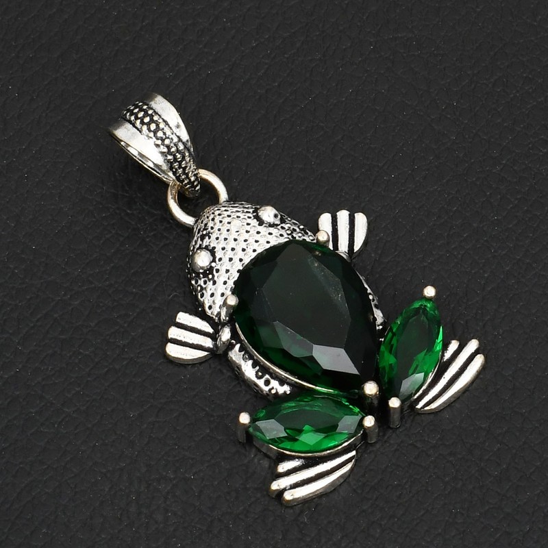 Green Quartz Gemstone Ethnic Handmade Frog Pendant Jewelry Gift 1.76" AP-48256