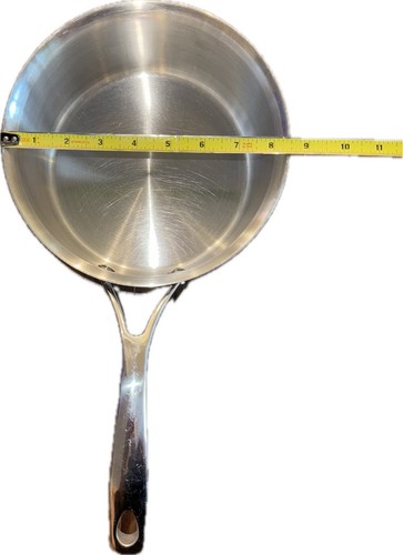 Sur La Table Stainless Steel Pot With Lid 8 inches Sauce Pan 3.5 Qt Silver Cook - Picture 10 of 11