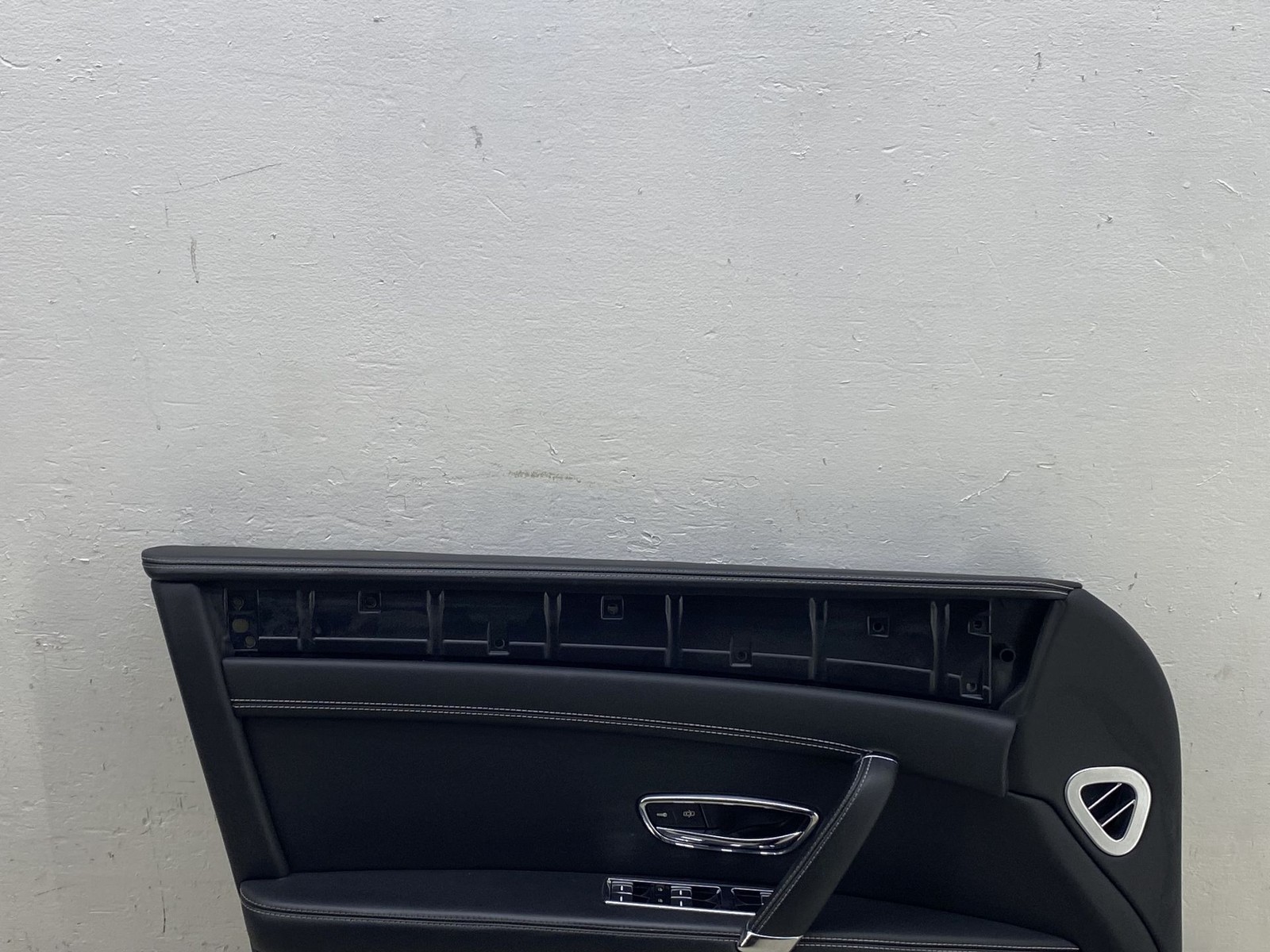 2013-2019 BENTLEY FLYING SPUR OEM FRONT LEFT INNER DOOR TRIM PANEL BLACK LEATHER