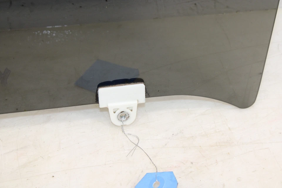 Cristal ventana puerta trasera izquierda Nissan Juke 2011-2017 OEM LS42 Foto 2 de 4