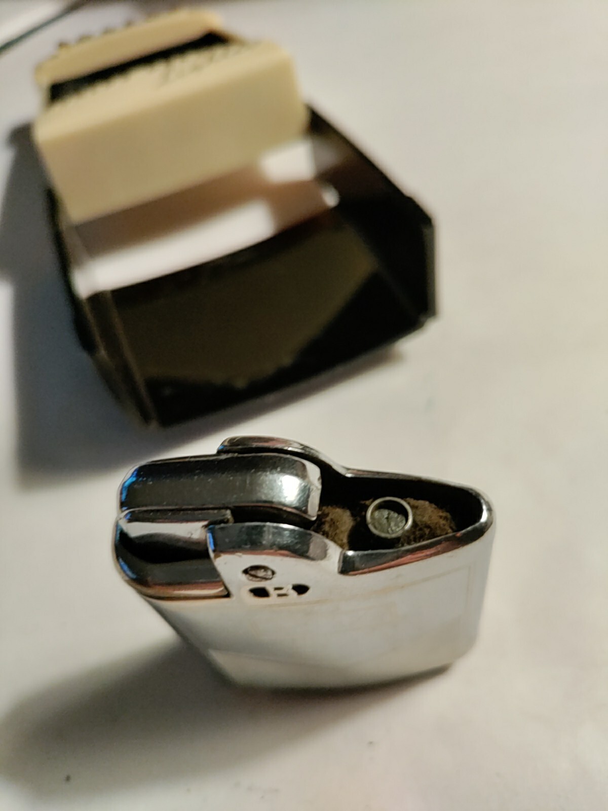 Ronson Whirlwind Cigarette Lighter In Plastic Box