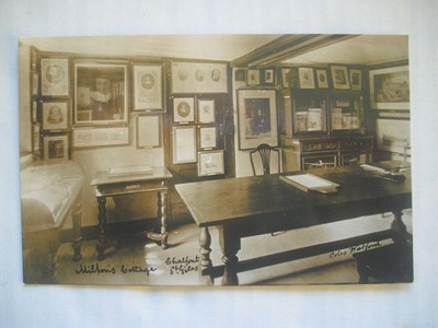 POSTKARTE MILTON''S COTTAGE, CHALFONT ST GILES, BUCKINGHAMSHIRE