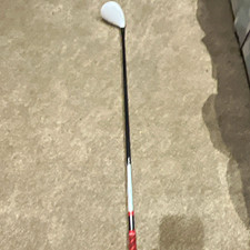 TaylorMade R11 Right-Hand 1-Wood Driver Regular Graphite Titanium White/Red