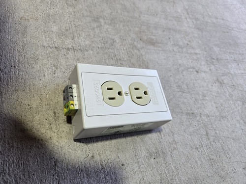 PHOENIX CONTACT EM-DUO 120/15 DIN RAIL DUAL POWER OUTLET 125VAC 15A 30-10AWG