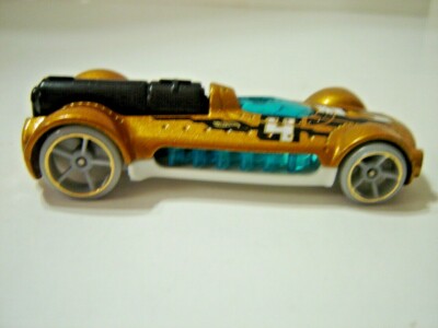 Mattel Hot Wheels Retro Active 2010 Gold Car | eBay