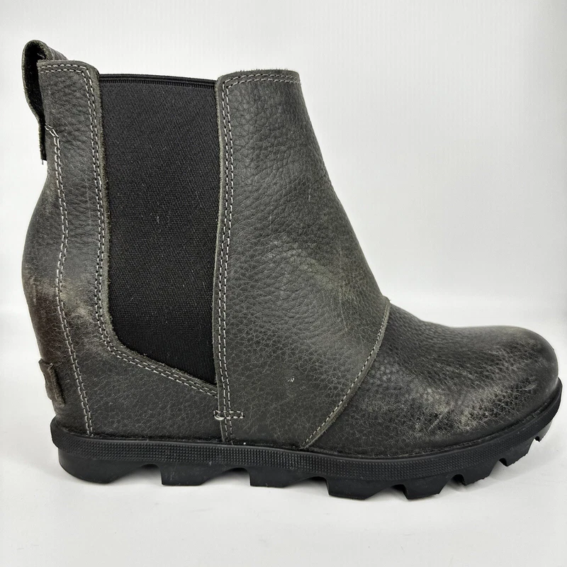 sorel joan of arctic wedge ii leather chelsea ankle boots