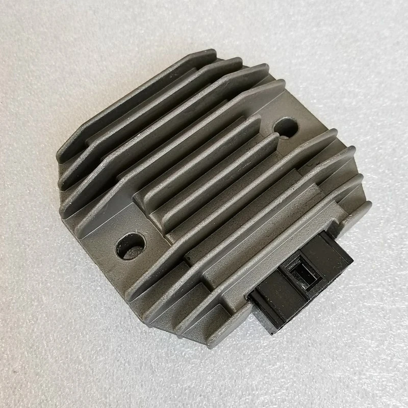 Regulador rectificador para Yamaha YZF R1 1999-2001 R6 97-05 R6S 03-09 YZF600R 96-05 Foto 4 de 4