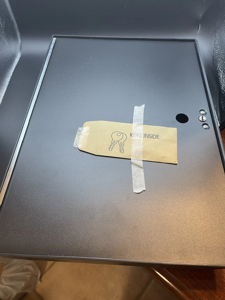 Sparco Money Tray w/ Locking Cover 16"x11"x2-1/4" Black.Metal Top Plastic Drawer - Image 2 of 4