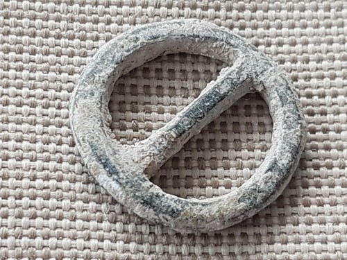 Very rare superb little Bronze Medieval buckle. Please read descriptionm L4p