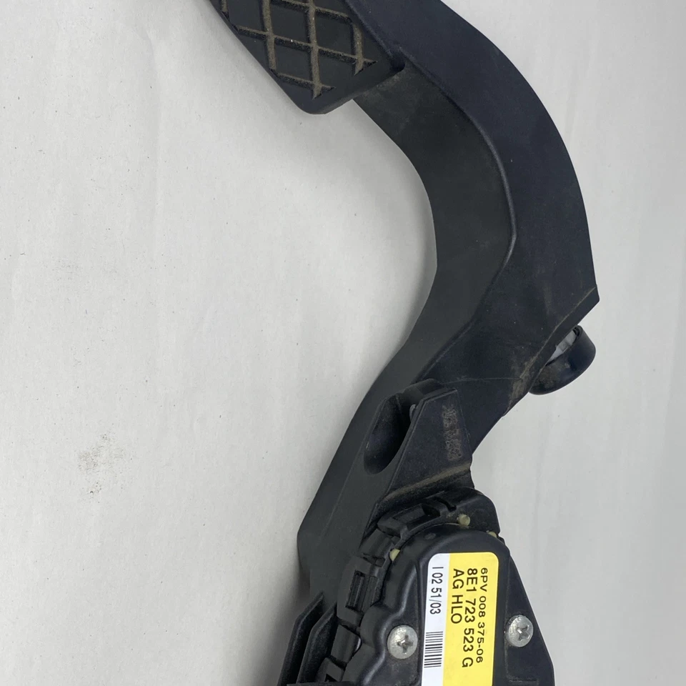 Audi A4 2005 pedal acelerador de gasolina 8E1723523G retirado de un auto en marcha Foto 3 de 4