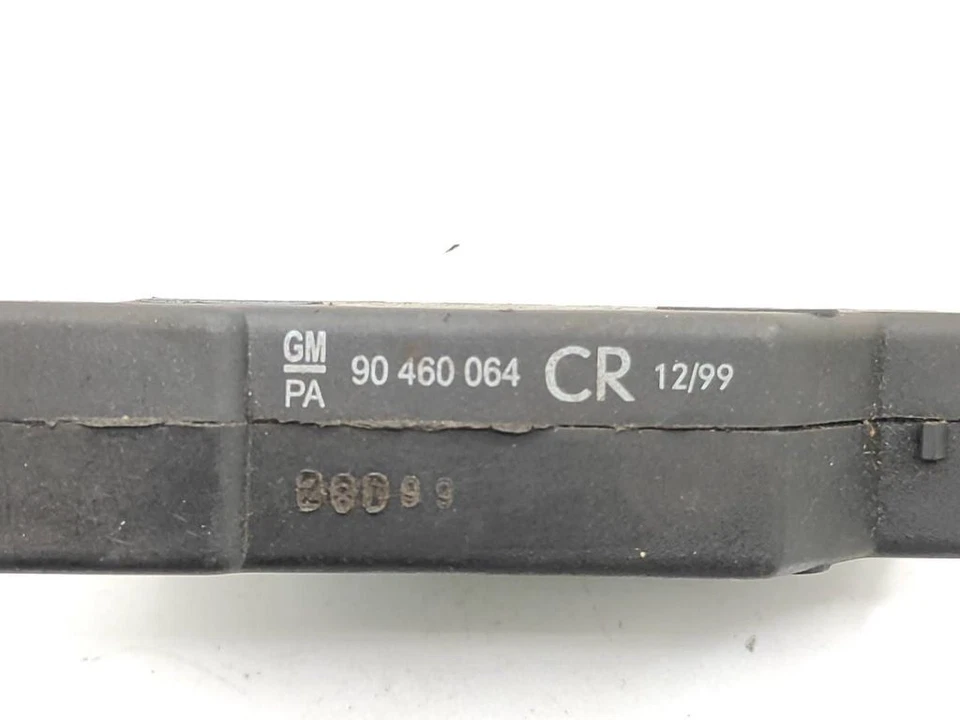 Moteur verrouillage central Opel Vectra B 2001 90460064  - Photo 4/4