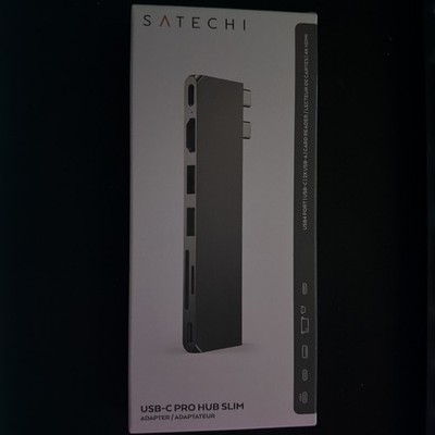 Satechi USB-C Pro Hub Slim Adapter Space Gray
