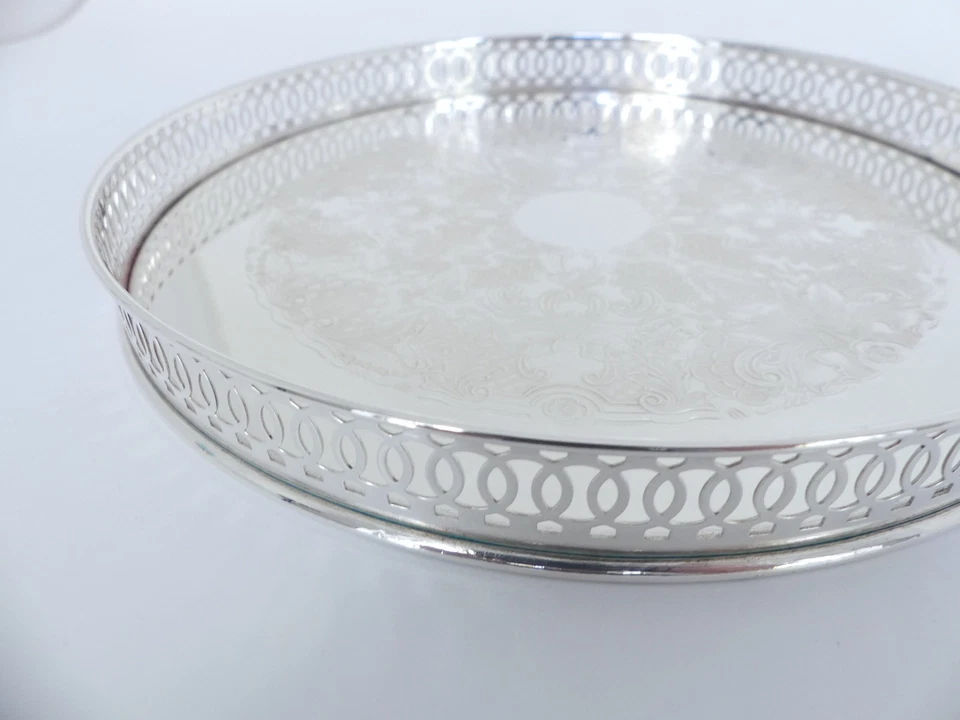 ♛ Schönes rundes Tablett "Arthur Price " -  20 cm Durchmesser- versilbert ♛ - Bild 4 von 4