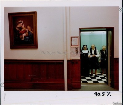 1990 Elderly Nuns Employ Elevator In Order'S Mother House Religion Photo 7x9