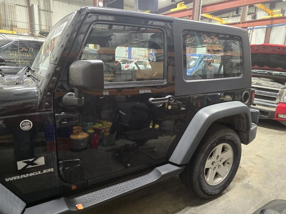 07 - 18 JEEP WRANGLER AC Condenser E830386 - Изображение 2 из 4