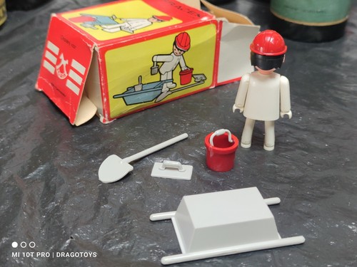 VINTAGE TOY 'IGRA' IGRACEK PLASTC FIGURINE ORIG. BOX Czech Republic EUROPE - Picture 3 of 24