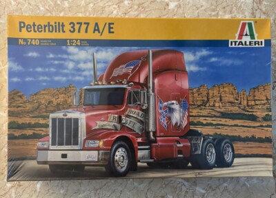 Italeri  #740 Peterbilt 377 A/E 1/24th Scale Truck, NEW